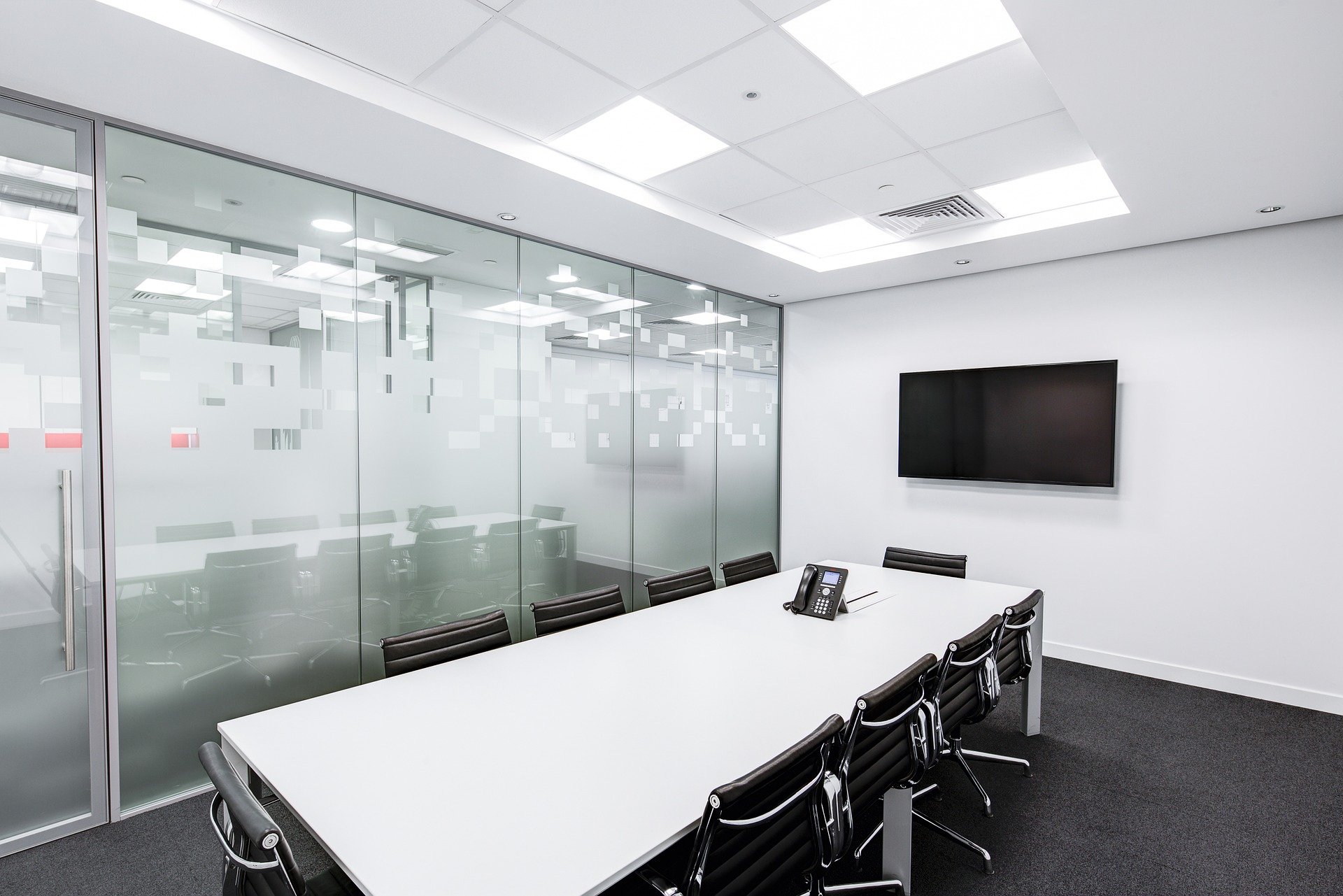 meeting-room-730679_1920